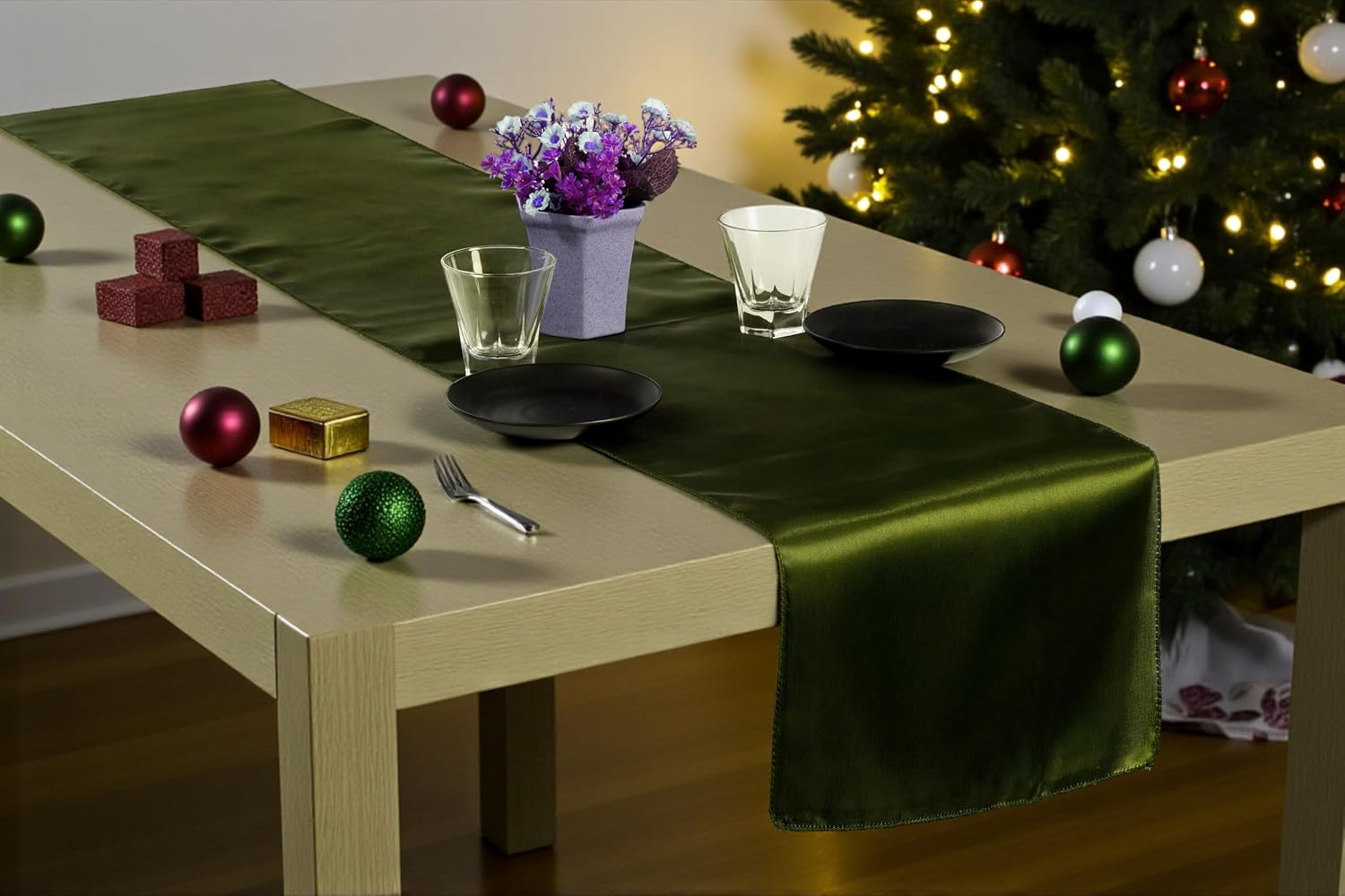 Christmas Satin Table Runners - 15 Pack, 12 x 108 Inches - Bright Silk Sateen Table Decor for Harvest Dinner, Thanksgiving, New Year Party, Wedding, Holiday Banquet Dining Decor - Olive Green