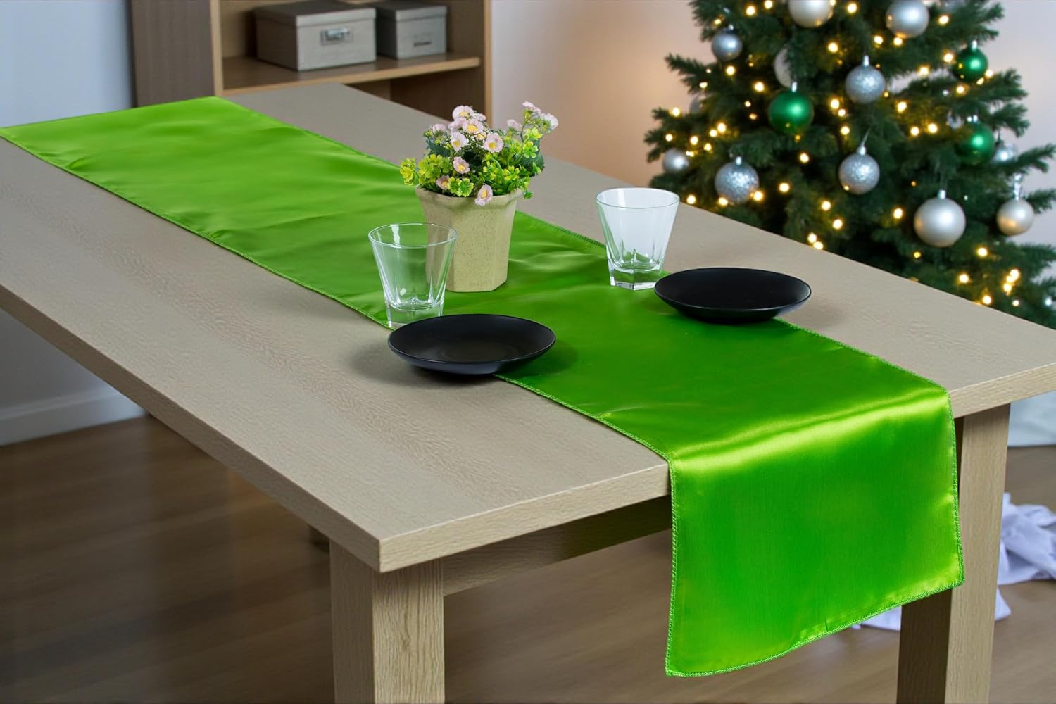 MDS Satin Table Runners - Parrot Green