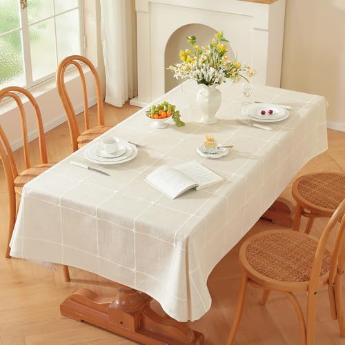 Best Tablecloths for Small Balconies (2026 Guide)