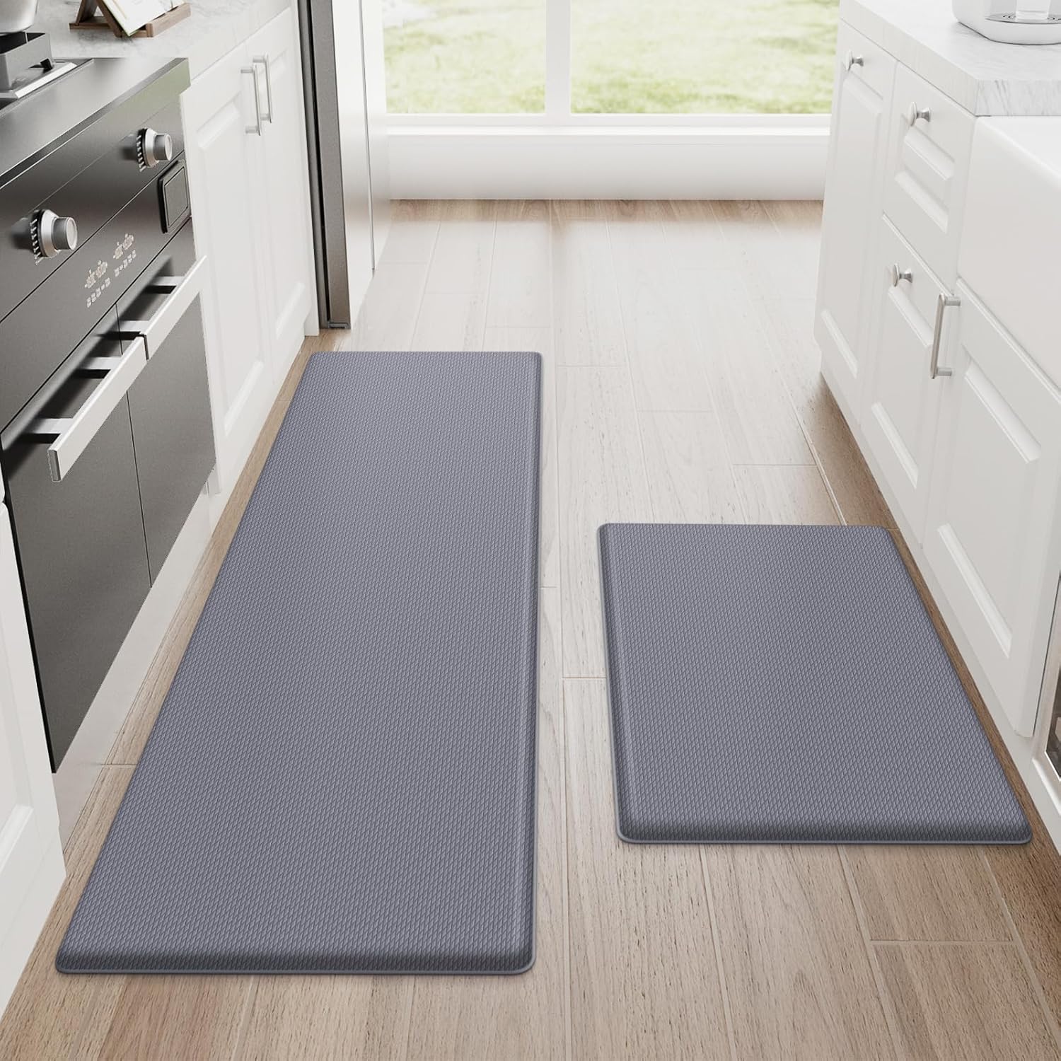 How to Choose a Non-Slip Kitchen Rug That Hides Stains (2026)