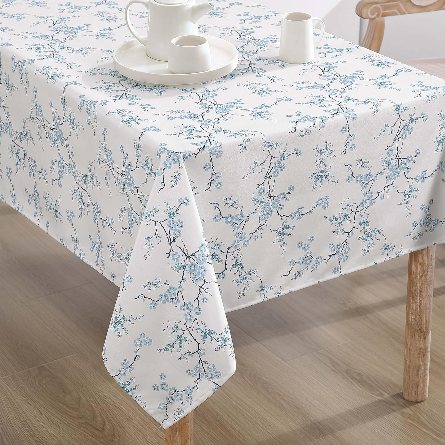 Laura Ashley Decorative Tablecloth, Wrinkle and Stain Resistant, Spillproof Water Repellent, Easy Care Washable Polyester Fabric for Dining, Kitchen, Holiday and Party, 60" x 84", Oriental Blossom